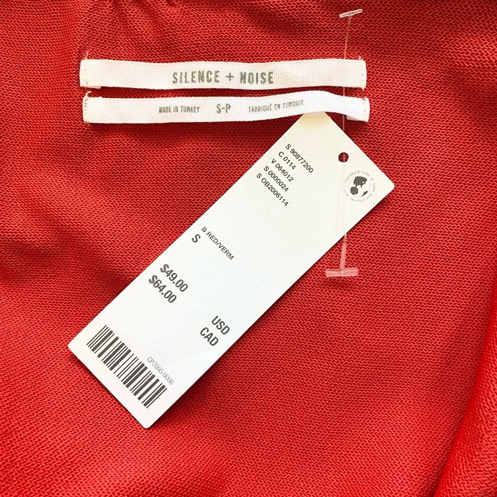 NWT Silence + Noise Red Off-Shoulder Top Size S